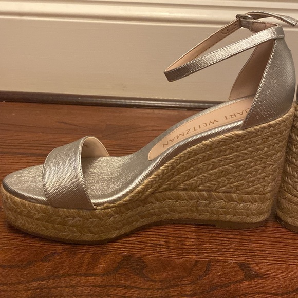 Stuart Weitzman Floria Platform Espadrille Wedge Sandal Silver size 39 (8.5) - Picture 3 of 12